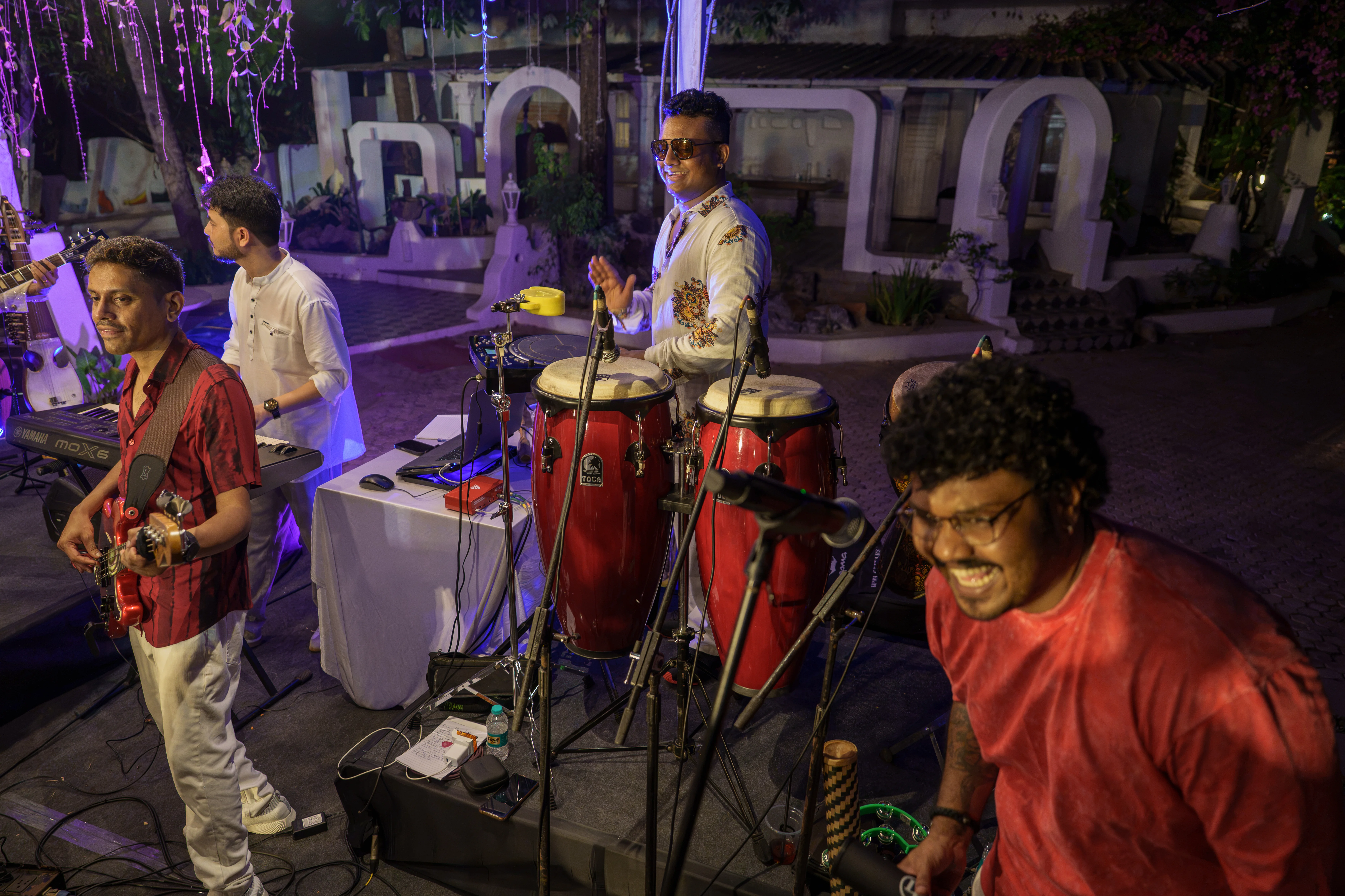 Collaborative exchange between musicians