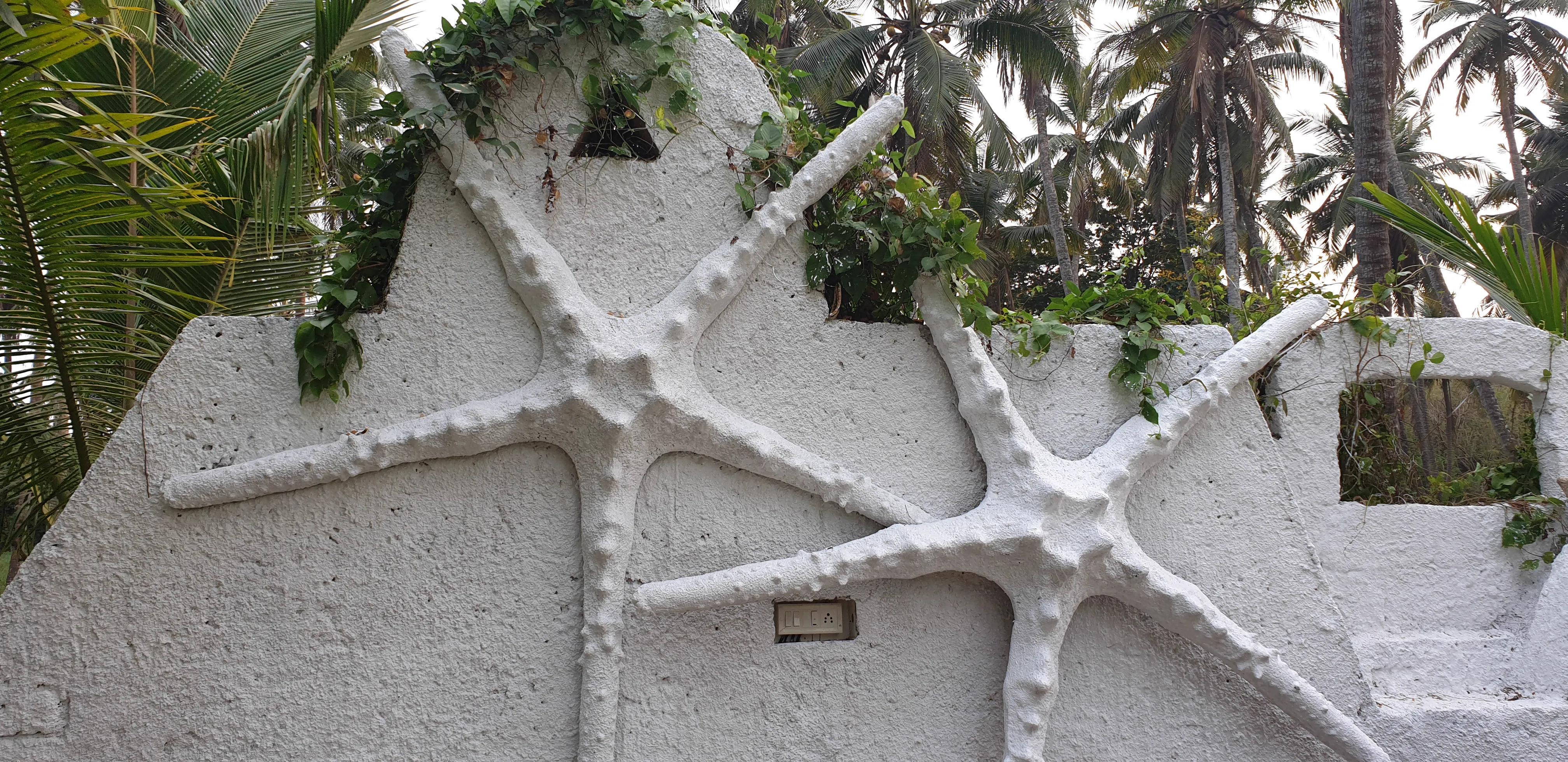 Sanctum Villa Art